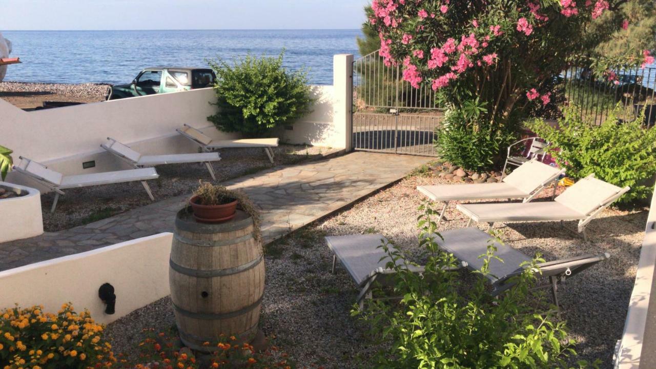 B&B La Goletta Di Salina Santa Marina Salina Exterior photo